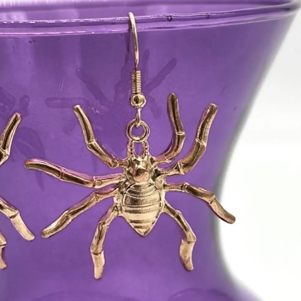 1 1/2” Goldtone Metal Spider Halloween Earrings